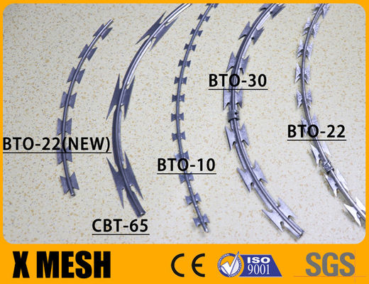 Concertina Razor Barbed Wire con alambre de 2,5 mm y espesor de hoja de 0,5 mm para campos de seguridad
