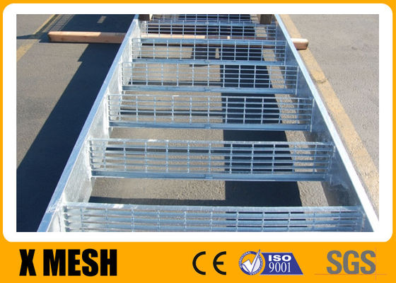 316 pisadas de escalera de rejilla de acero inoxidables superficiales llanas para las pistas del aeropuerto